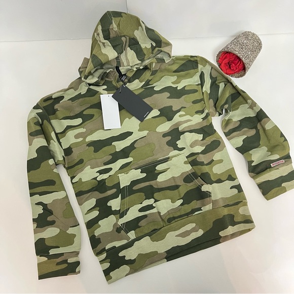 2 Piece Hudson Jeans Kids' Camo Pullover Hoodie & Jogger Set Size Medium- NWT - Picture 3 of 14